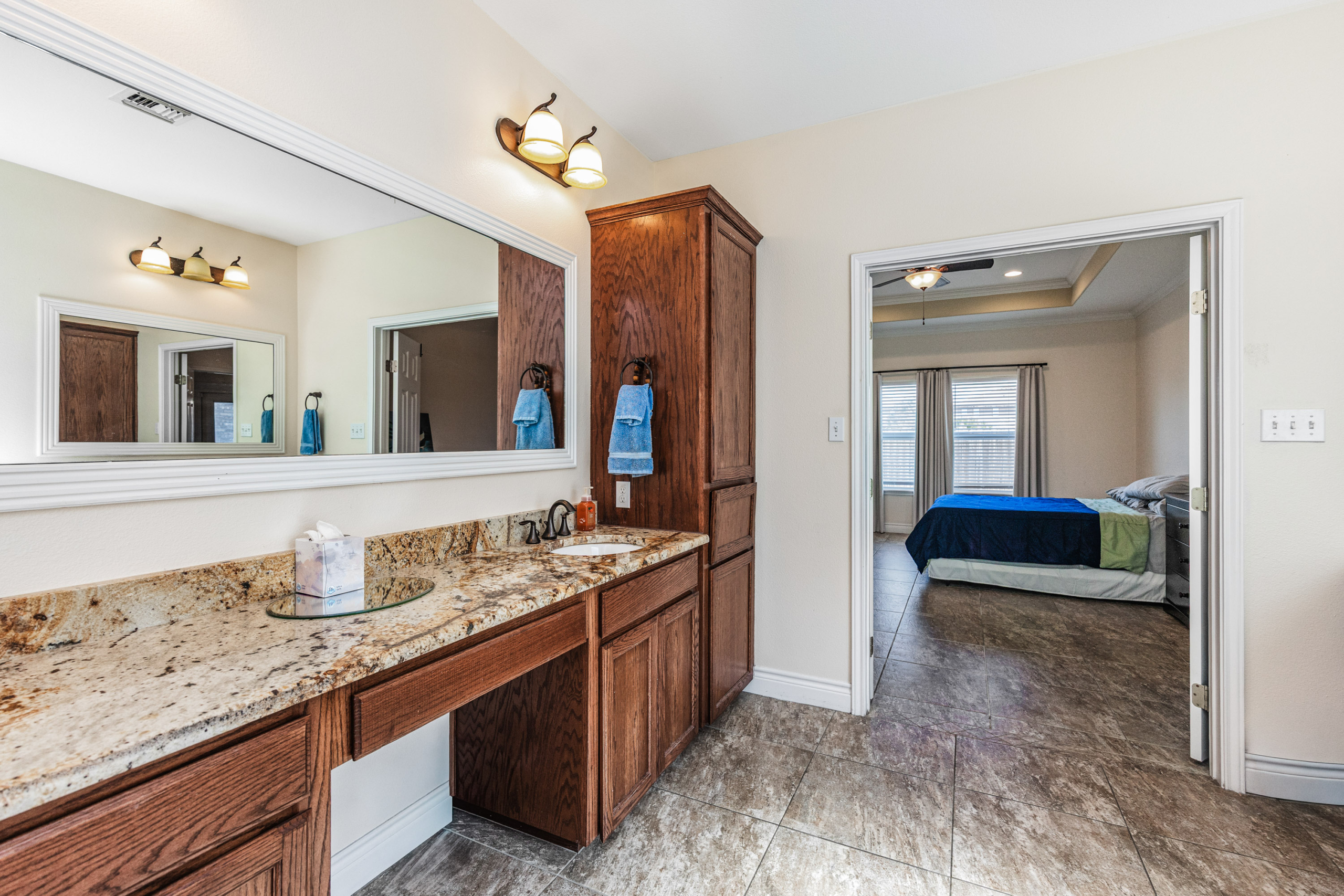 JPAGE-RealEstate-4010Giants-0747